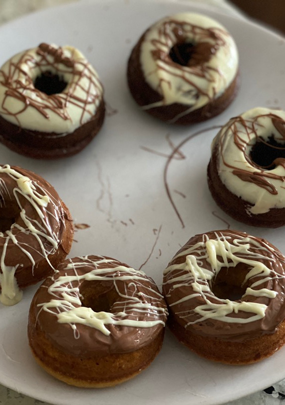 Una foto de Donettes de cacao y vainilla
