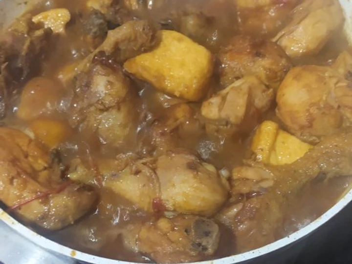 Cara Gampang Membikin Resep Semur Ayam Tahu Kentang yang  Bikin Ketagihan Anti Ribet, Bisa Manjain Lidah