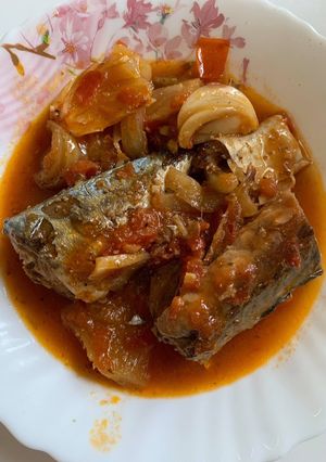 Hình của món Cá nục kho cà, thơm.