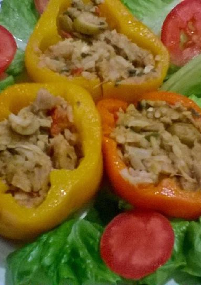 Una foto de Pimientos atracados (olla de cocción lenta-slow cooker).Cuaresma.