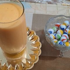 A picture of Mango shake.