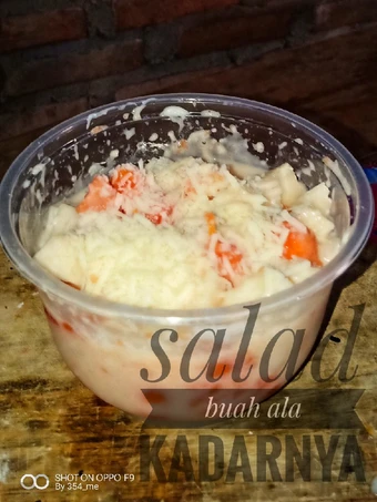 Langkah Gampang Membuat Resep  Salad simple yang Lezat Sekali, Enak