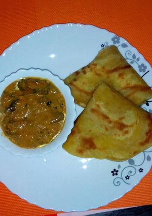A picture of Liver in Coconut Curry with Butternut Chapati.