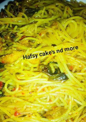 A picture of Spaghetti with cat fish.