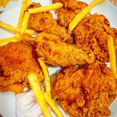 A picture of Crispy fried chicken.