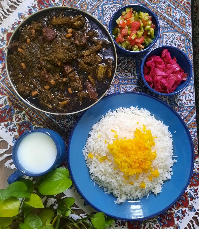 عکسی از دستور خورش کرفس با لوبیا چشم بلبلی