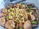 Tumis tauge baso sapi petai (soybean sprout stir fry)