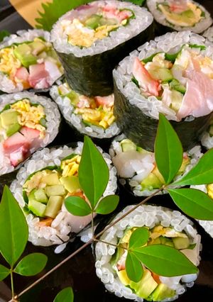 A picture of Japanese Sushi Roll♡.