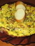 Tortilla de huevos de pava con bacon, cebolla morada y tomillo