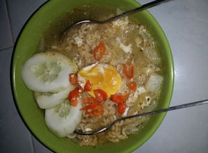 Foto resep Mie Instan Telur Setengah Matang