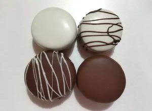 Una foto de Alfajores de chocolate