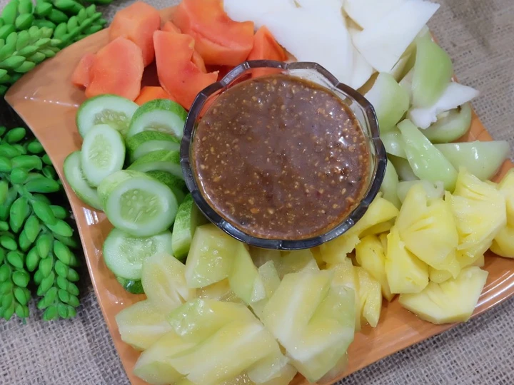 Cara Mudah Membikin Resep Rujak Manis yang Sempurna Anti Ribet, Sempurna