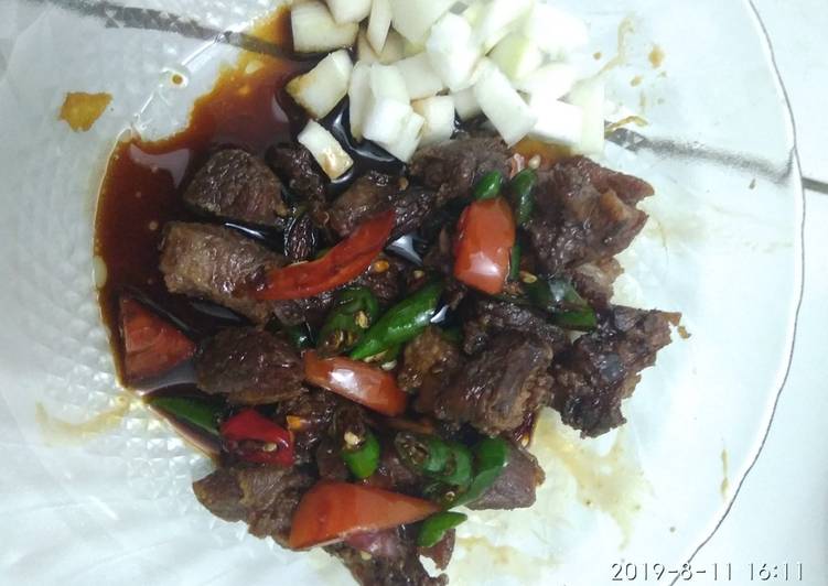 Kambing goreng bumbu kecap