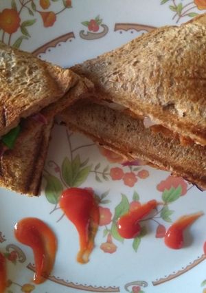 A picture of Cheesy Pizza Sandwich.