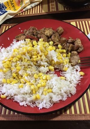 Una foto de Pollo champiñón 🍛