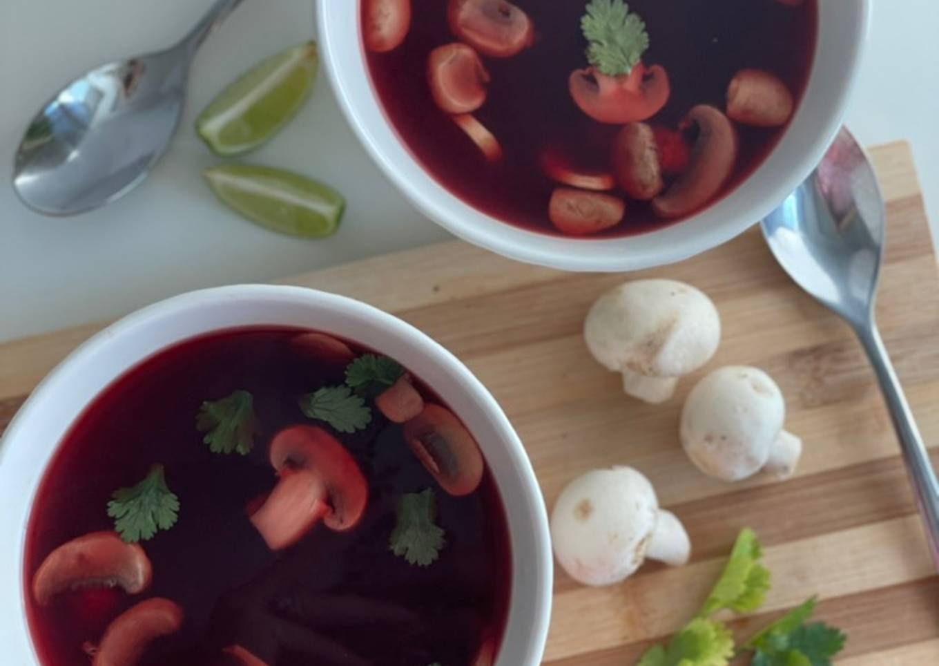 Caldo de vegetales con pieles de vegetales (y calditos para usar después!)