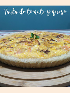 Una foto de Tarta de tomate y queso