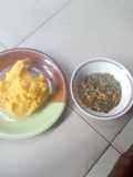 Okro soup with yellow garri