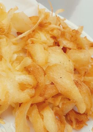صورة لوصفة اسهل بطاطس منزلي 🏠 مقرمش 😋😋