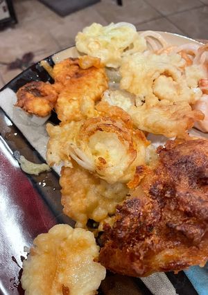 A picture of French fried onions.