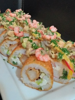 Una foto de Sushi acevichado