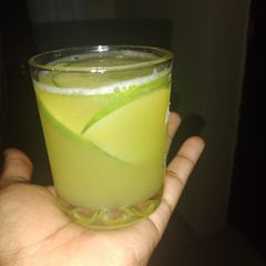 A picture of Pineapple juice.
