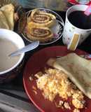 Desayuno de campeonesPanqueques y huevos revueltos