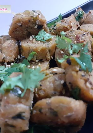 A picture of Methi muthiya.