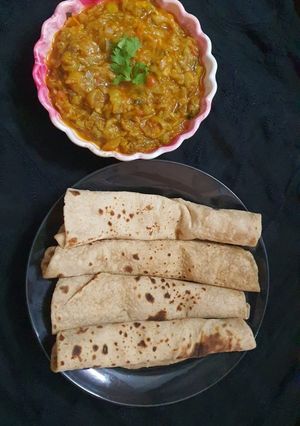 A picture of Tori ki sabji.