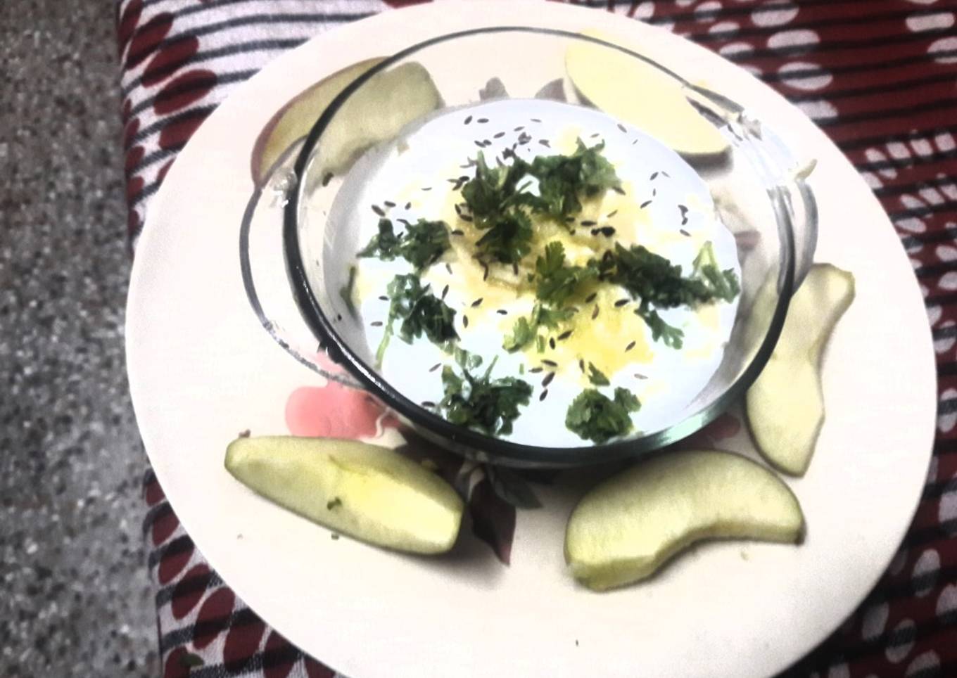 Apple Raita