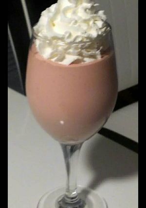 A picture of Strawberry Milk,shake.