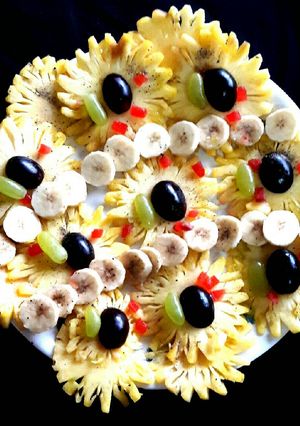 A picture of Fruit Salad.