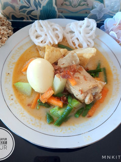 Foto resep Ketupat Sayur Opor Ayam Telur