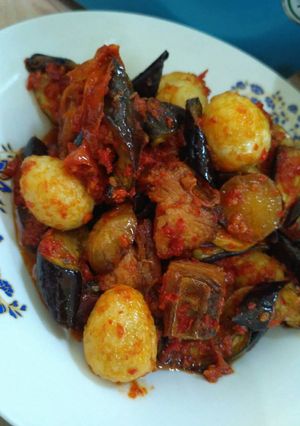 Foto resep Balado terong, telur, ikan asin dan jengkol 😁😁