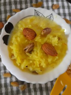ખીર (Kheer Recipe In Gujarati) રેસીપી મુખ્ય ફોટો