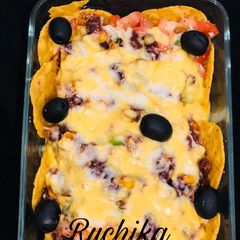 A picture of Cheesy Nachos.