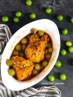 عکسی از دستور خورشت گوجه سبز با مرغ