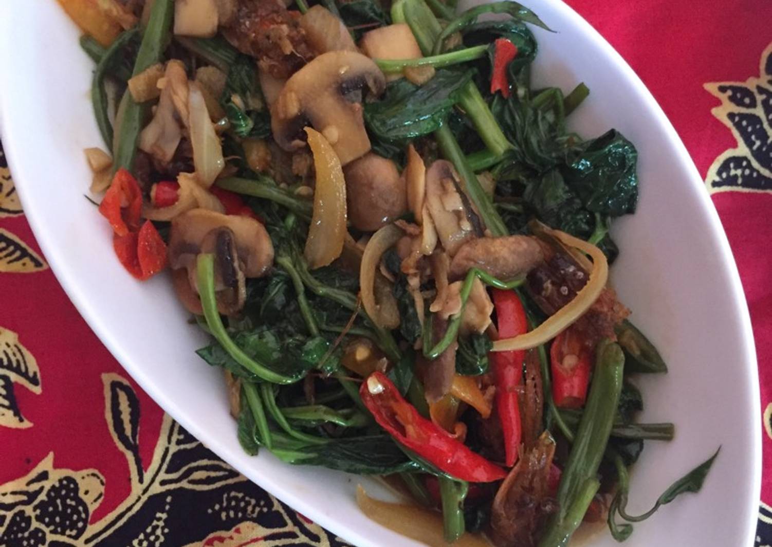 Resep Cah kangkung jamur udang oleh LYAN DIAMOND - Cookpad