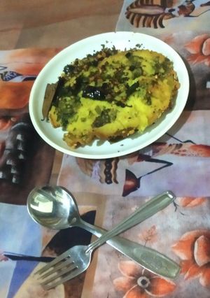 હાંડવો (Handvo Recipe In Gujarati) રેસીપી મુખ્ય ફોટો
