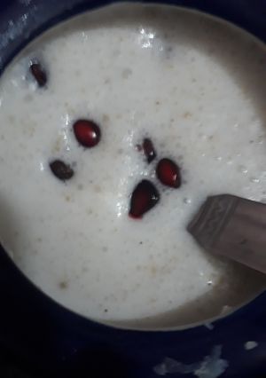 A picture of Fruit mix raita.