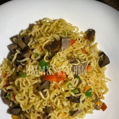 A picture of Noodles.