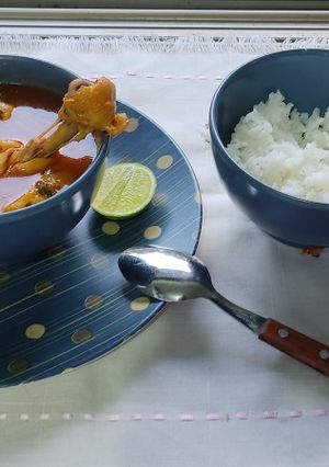 Una foto de Tesmole Tuxtepecano con bolas de masa