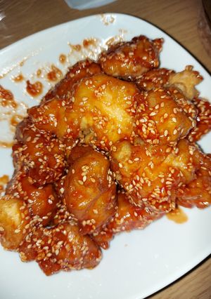 Mézes-szezámmagos csirke recept fotója
