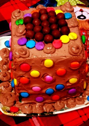 इंस्टेंट चॉकलेट केक (Instant chocolate cake recipe in Hindi) रेसिपी मुख्य फोटो