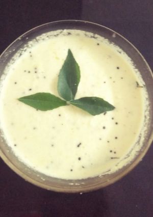 કોકોનટ ચટણી (Coconut Chutney Recipe In Gujarati) રેસીપી મુખ્ય ફોટો