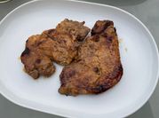 Une photo de marinade barbecue