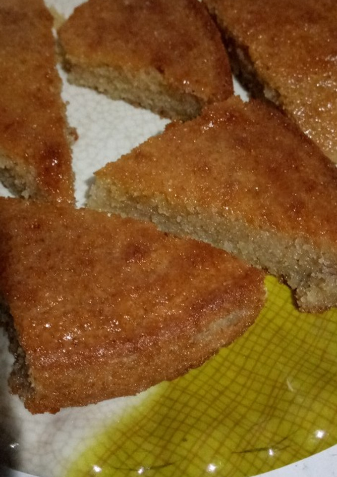 A picture of Basbousa.