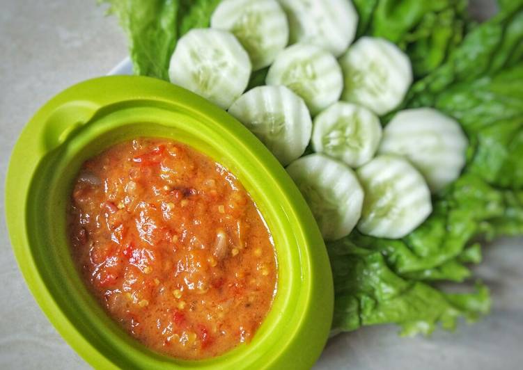 Resep Sambal Terasi ala Warung Lalapan  oleh irani nara 