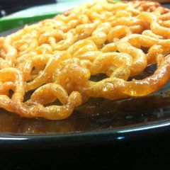 A picture of Jalebi..... delectable delicacy :).