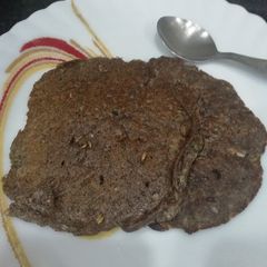 A picture of Kuttu atta ka cheela.